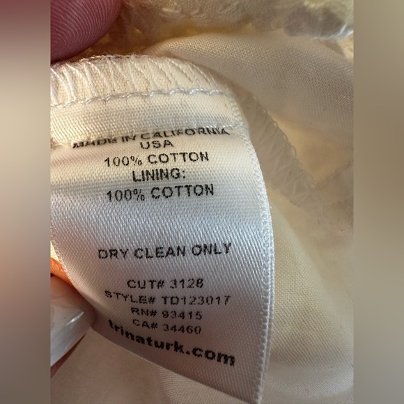 TRINA TURK Sz 6 NWT RARE! White Eyelet Lace Lined Sheath Dress 3/4 Button Sleeve - Picture 10 of 12